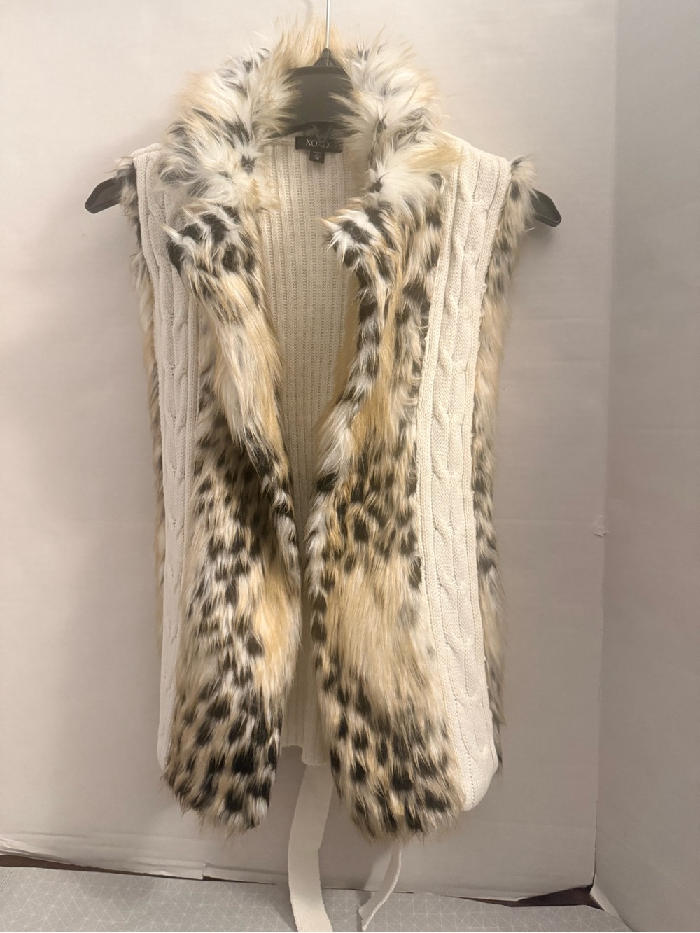 XOXO Women's Cream Knit Faux Fur Trim Sweater Vest